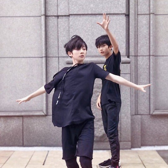 台湾在住の美少年日本人兄弟、英亜(EA)&英蘭(ERAN)、SEVENTEEN『THANKS』に続き防弾少年団『FAKE LOVE』ダンスカバーに挑戦?!【動画】 台湾在住の美少年日本人兄弟、英亜(EA)&英蘭(ERAN)、SEVENTEEN『THANKS』に続き防弾少年団『FAKE LOVE』ダンスカバーに挑戦?!【動画】