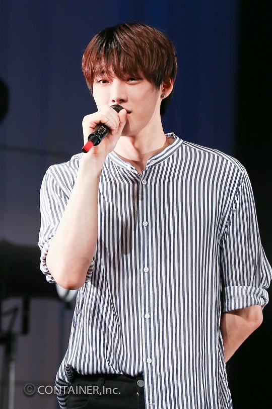 Apeace Apeace