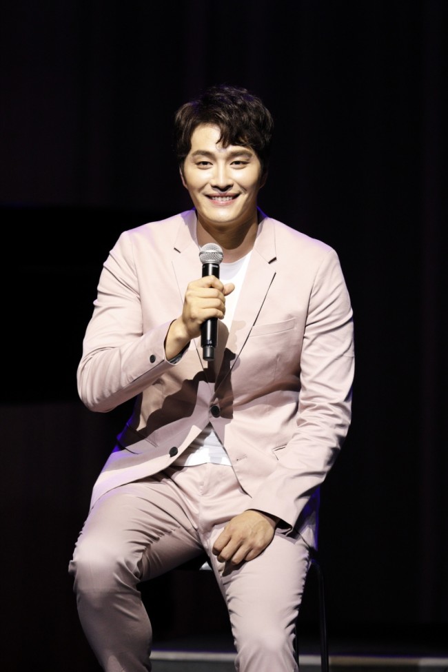韓国ミュージカル界のプリンス降臨!イ・ジフン、ソン・ジュンホ、ミン・ウヒョク、チョン・ドンソク出演「ファンタスティック・ミュージカルコンサート2018」開催! 韓国ミュージカル界のプリンス降臨!イ・ジフン、ソン・ジュンホ、ミン・ウヒョク、チョン・ドンソク出演「ファンタスティック・ミュージカルコンサート2018」開催!