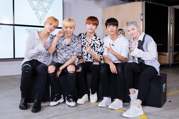 SEVENTEEN SEVENTEEN