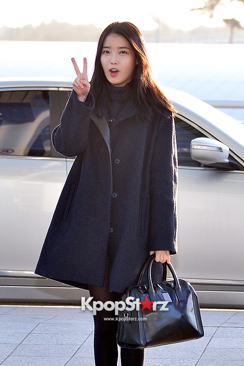 IU、ブラックコーデでシックに登場！「2014 Asian Music Award」空港ファッション【写真】 写真