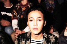 BIGBANG G-DRAGON、パリで「サンローラン」のコレクションに出席“アジアで唯一”