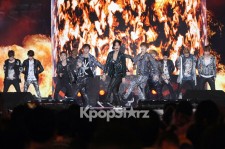 EXO-K＆EXO-M、12人揃って「第14回韓中歌謡祭」で熱いパフォーマンス