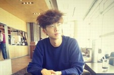 2PM WOOYOUNG、ボサボサ頭で寝起きのグラビア？コミカルな写真を公開！