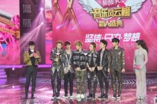 EXO-M、中国の音楽チャート主催イベントで「今年の最高人気グループ賞」受賞