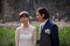 ウォンビン&イ・ナヨン、幸せな結婚式写真公開！