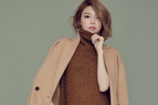少女時代スヨン、“視線を奪う抜群のスタイル”『VOGUE KOREA』グラビア公開！