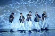 NU’EST　感動の涙！新曲を初披露した東京公演、大盛況！