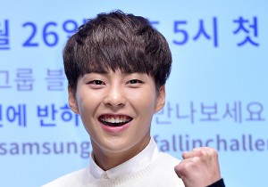 EXOシウミン、ウェブドラマ『ドジョンに惚れる』ショーケースイベントに参加!