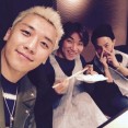 BIGBANG V.I、G-DRAGON＆D-LITEと仲良しショット！「3人ですきやき食べてる」