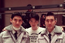 超新星ソンジェ、東方神起チャンミン&SUPER JUNIORシウォンとの豪華3ショット写真を公開
