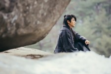 『歩歩驚心：麗』、イ・ジュンギ＆IUのスチールカットを初公開！“雪原で輝く美男美女”