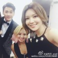 少女時代スヨン、メンバー&中国のイケメン俳優と記念ショット!「私の新しい友達」