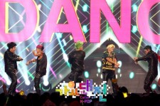 BIGBANG、斬新なヘアスタイル＆衣装で圧倒 『SBS歌謡大典』