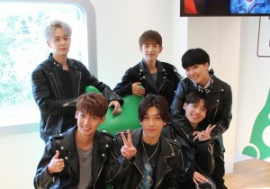 AWA_BOYFRIIEND_161024-6