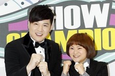 『ショー！チャンピョン』が生放送に変更　SUPER JUNIOR シンドン＆キム・シニョンが降板