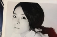 2NE1 ダラ、黒髪ロングヘアの大人びたグラビア公開