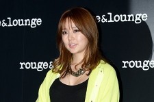 女優ユン・ウネ、「Rouge & Lounge」で落ち着いた大人の女の香り