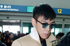 BIGBANGの空港ファッション、サムソンイベントで中国へ出国