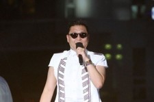 PSY、新曲発表日とソウル大型コンサートの開催＆生中継を発表