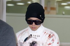 BIGBANG G-DRAGON、ファッショナブルなトレーナー姿で日本から帰国
