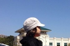YG代表ヤン・ヒョンソクの娘のキュートな写真公開　トレードマークの帽子はお父さん譲り？