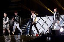 SHINee、韓国最大級の音楽イベント「2013 DREAM CONCERT」でパフォーマンス