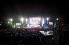 KARA、2PMなど出演　沖縄で「World Music Festival」初開催　1万6千人が熱狂
