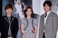 2PMジュノ、チョン・ウソン、ハン・ヒョジュらが出席、映画『監視者たち』メディア試写会