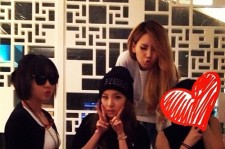 2NE1、メンバー4人共有のインスタグラムアカウント開設