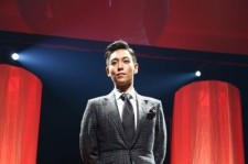 BIGBANG T.O.P、主演映画『同窓生』公開記念イベント大盛況！