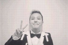 BIGBANG G-DRAGONあどけない笑顔のセルカ公開！日本のファンへ感謝
