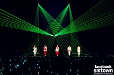 SHINee、アリーナーツアー最終公演をクリスマスに開催（2）〜アンコール最終曲は「Boys Meet U」〜