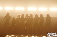 Girls Generation (SNSD) “Girls & Peace”が登場！「バンコク ワールドツアー」