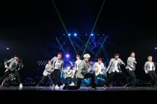 EXO、初の日本公演で10万人を魅了！