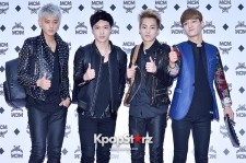 EXO-M シウミン、レイ、チェン、タオ、目が離せないイケメン王子！