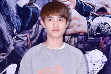 EXO D.O. カジュアルなスタイルで語りかけるような瞳！映画『海賊』VIP試写会に出席