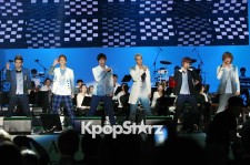 TEEN TOP 韓国民謡「アリランフェスティバル」ステージ写真
