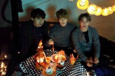 JYJ、屋外テントでハロウィンパーティー！「やはりメンバーが最高だ」